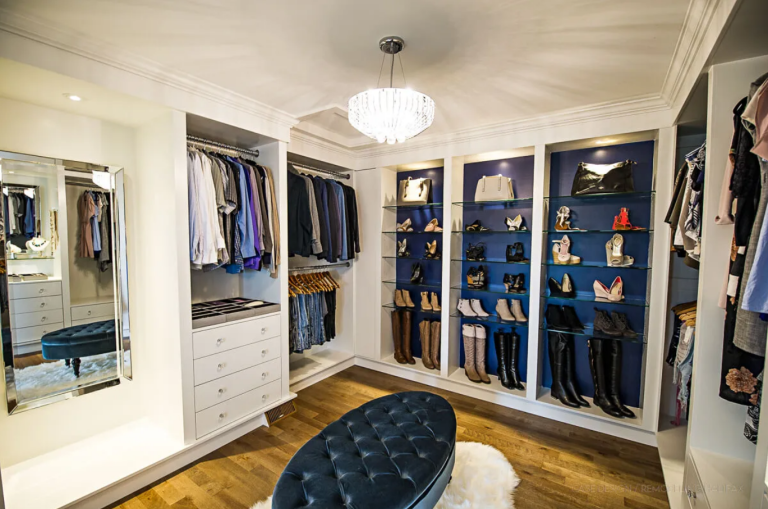 innovative-closet-designs-for-luxury-homes-elevate-storage-and-style