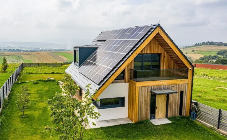 eco-friendly-roofing-solutions-for-sustainable-homes-a-buyers-guide