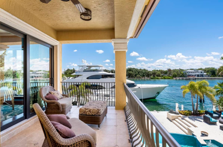 buying-waterfront-condos-your-complete-guide-to-coastal-living